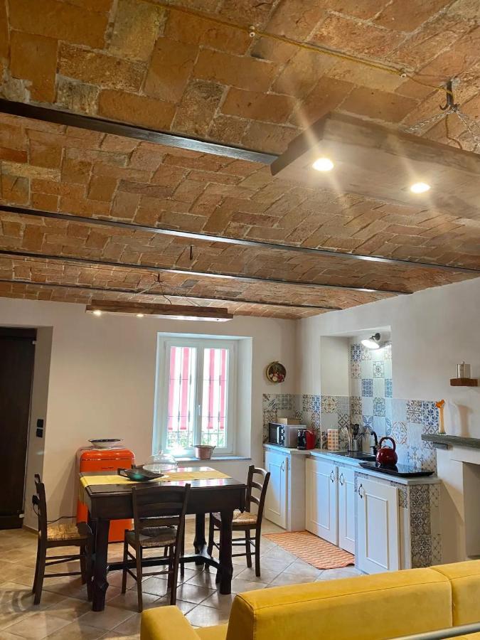 Cascina Mombello Country house Sinio