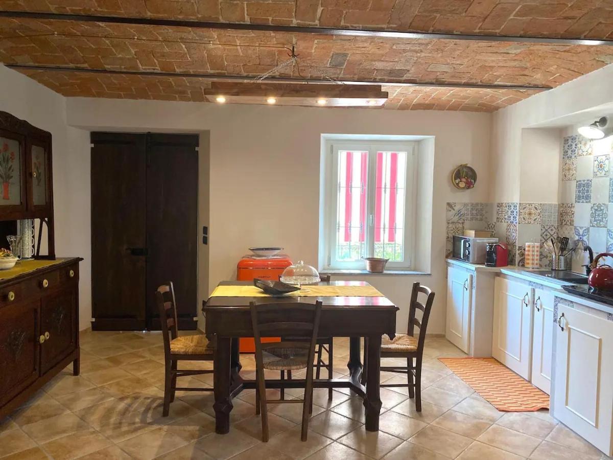 Country house Cascina Mombello *